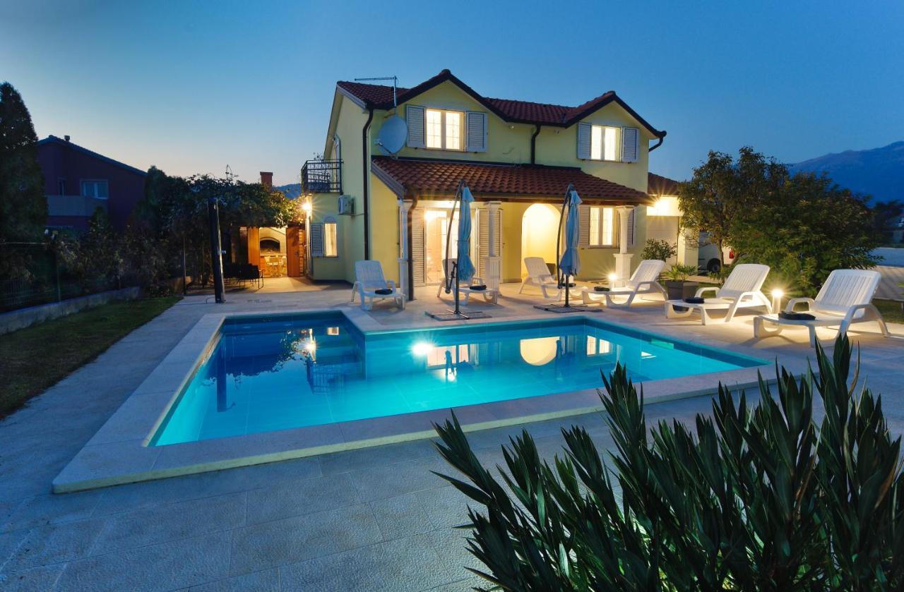 Villa Relax House Nizic à Drazice Extérieur photo
